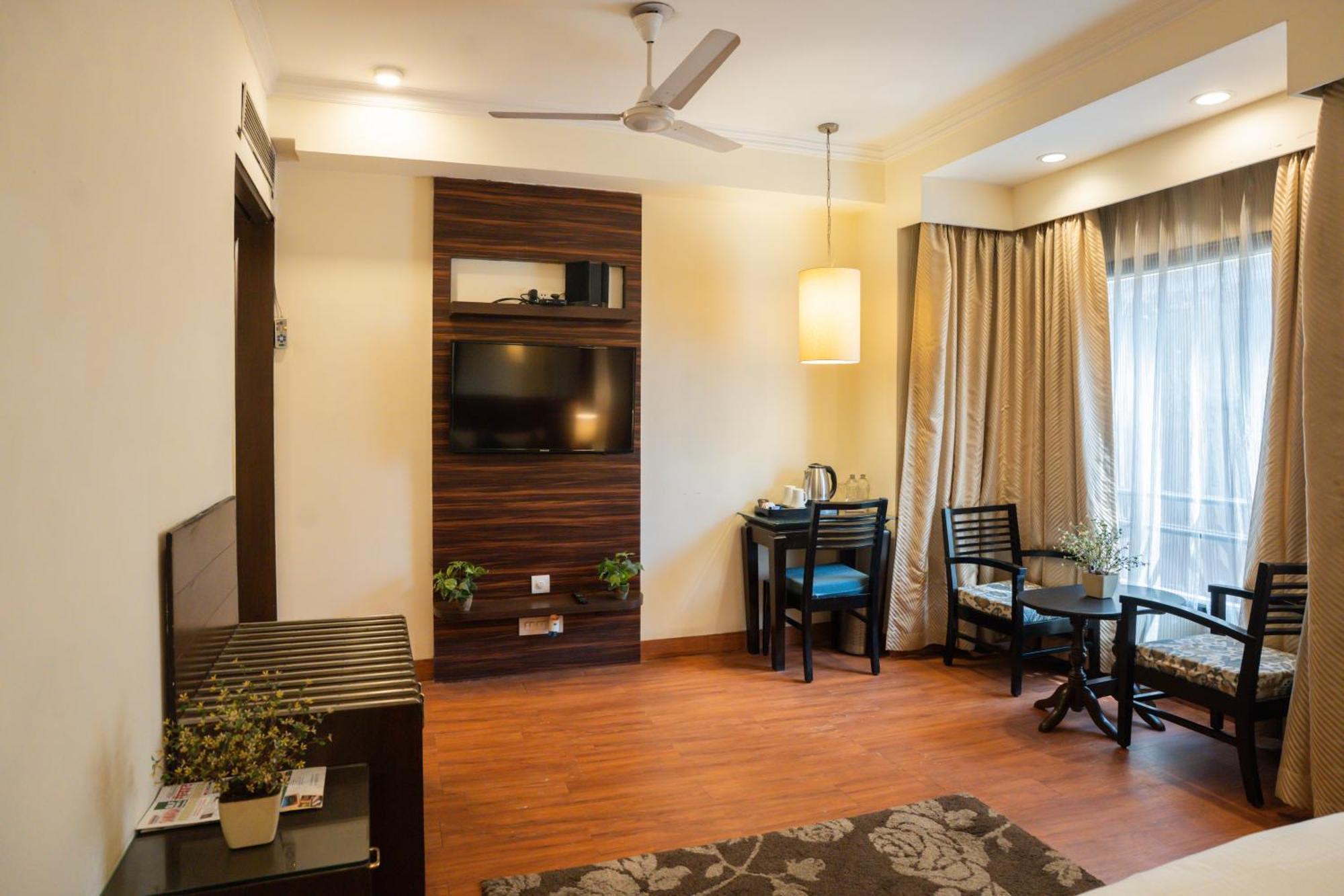 Ahuja Residency Cyber City II Gurgaon Eksteriør bilde