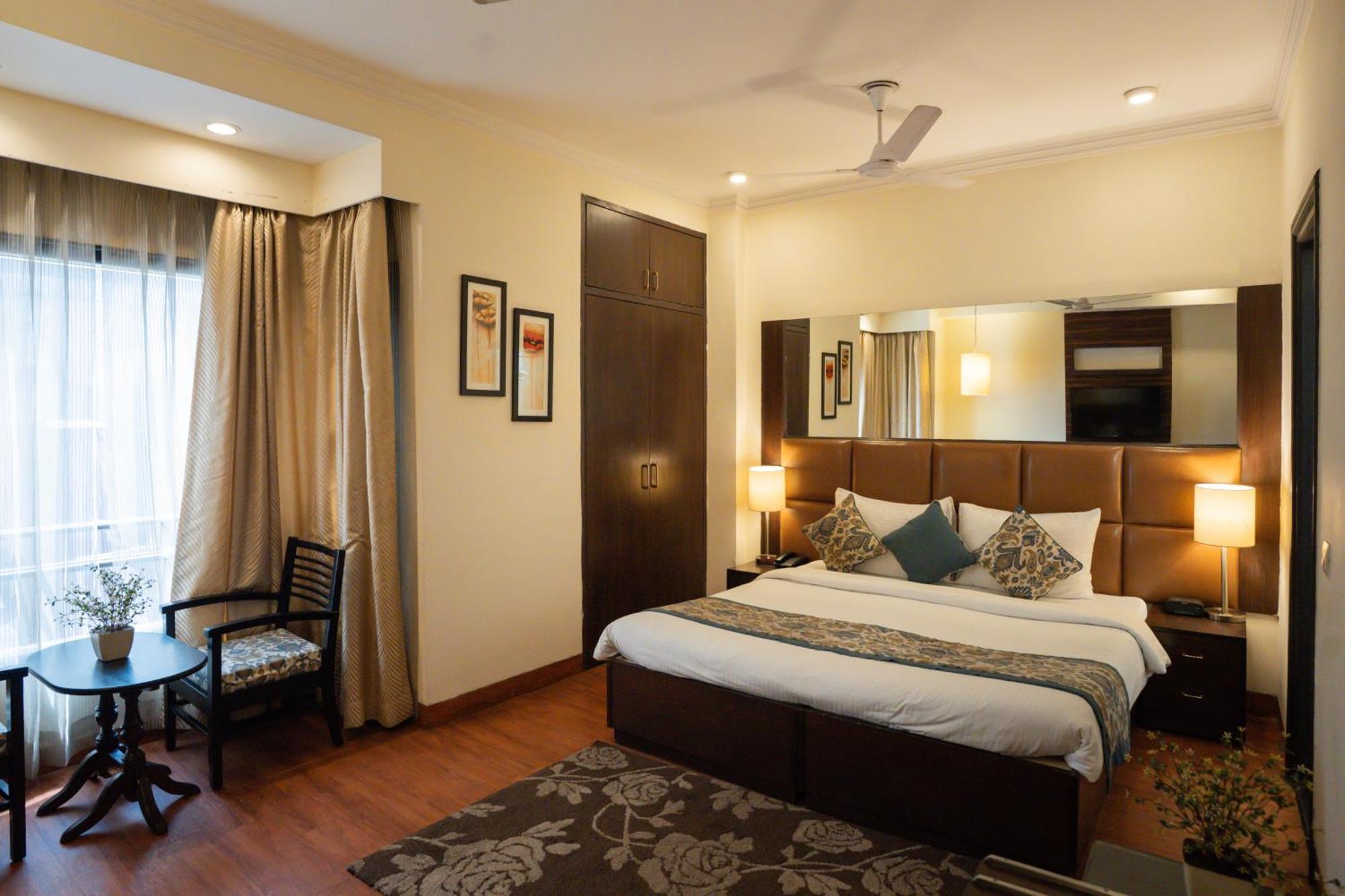 Ahuja Residency Cyber City II Gurgaon Eksteriør bilde