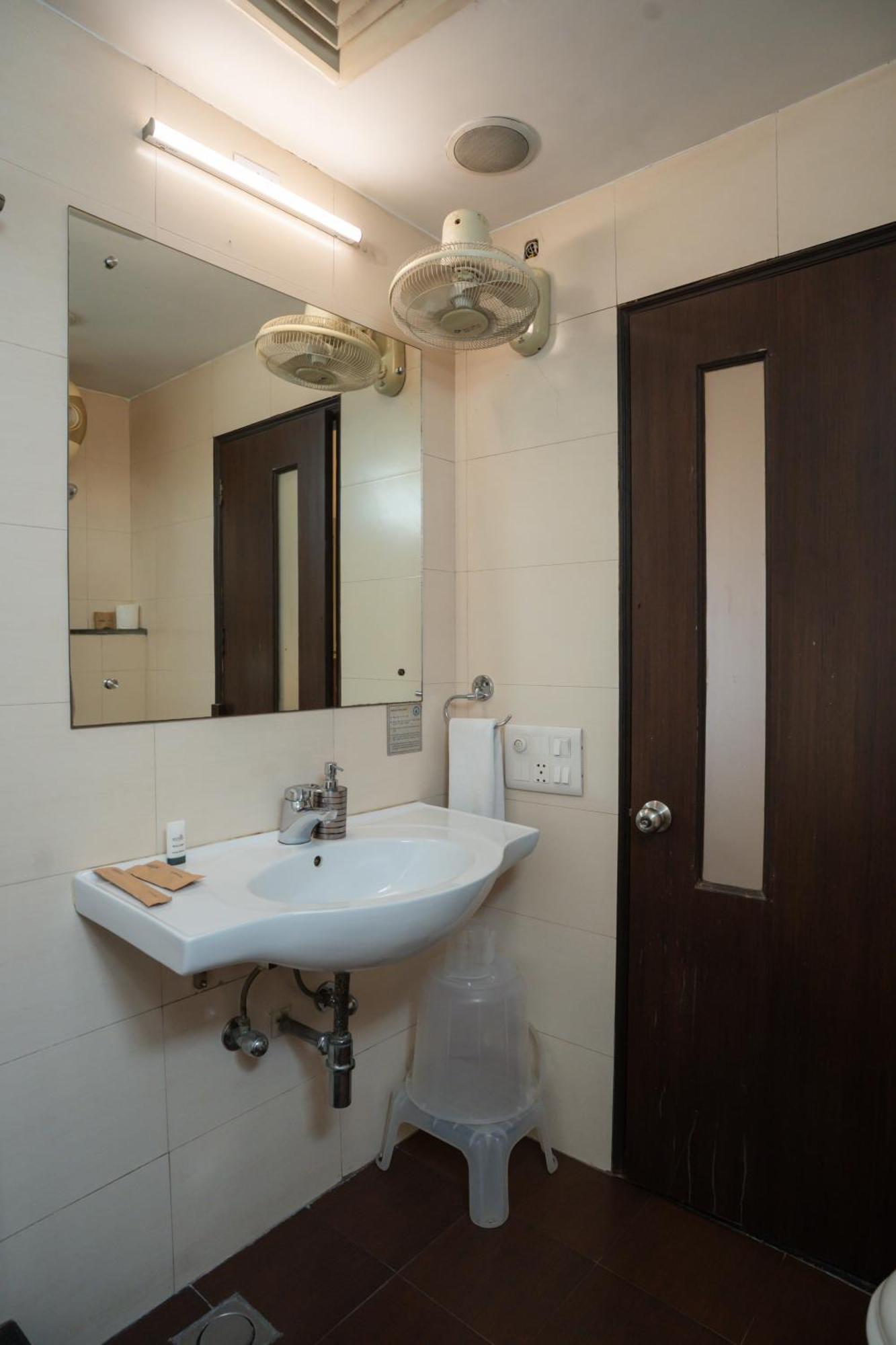 Ahuja Residency Cyber City II Gurgaon Eksteriør bilde