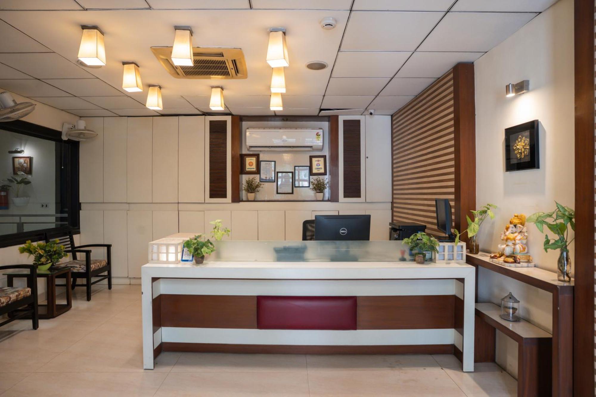 Ahuja Residency Cyber City II Gurgaon Eksteriør bilde