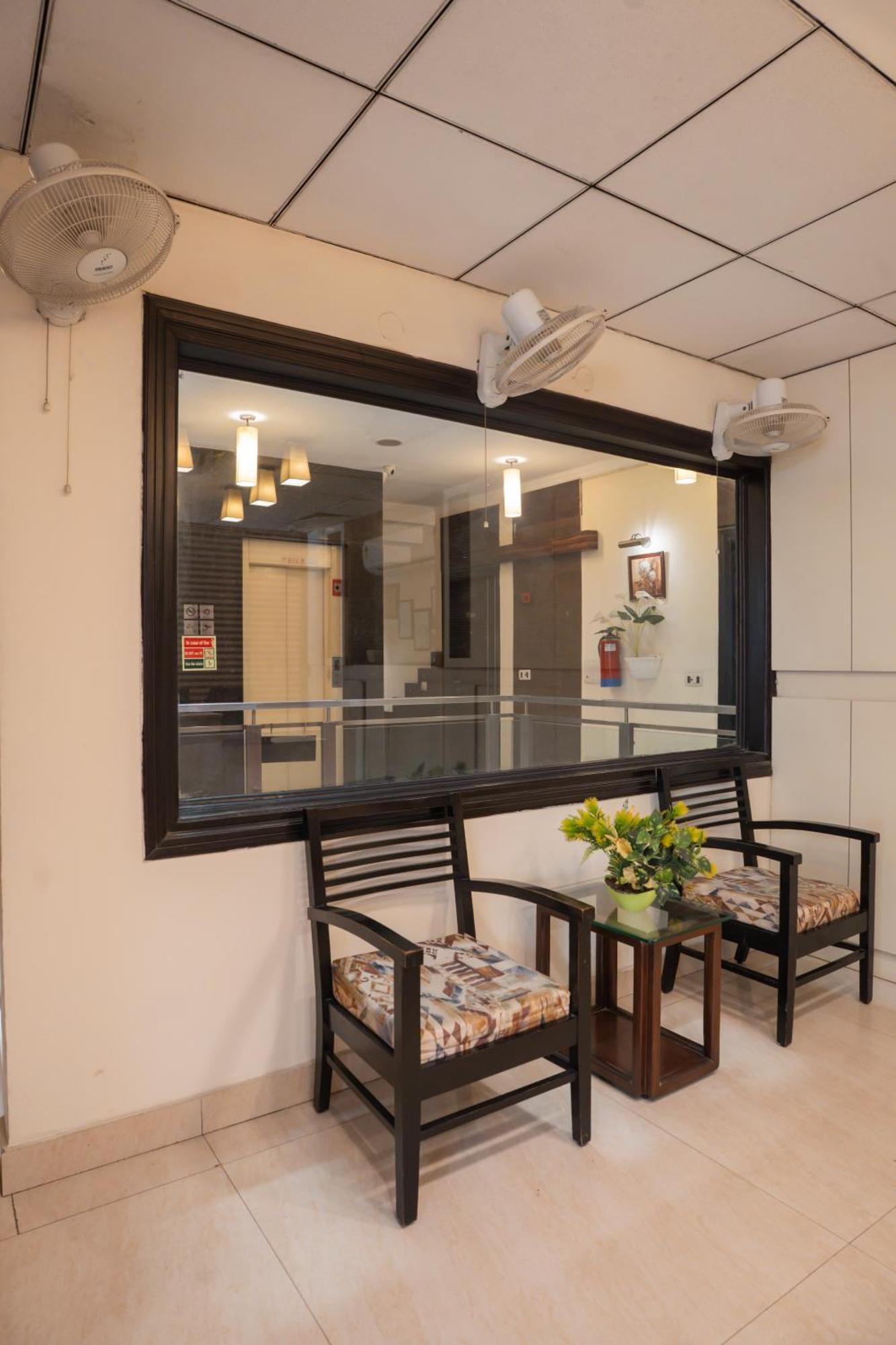 Ahuja Residency Cyber City II Gurgaon Eksteriør bilde