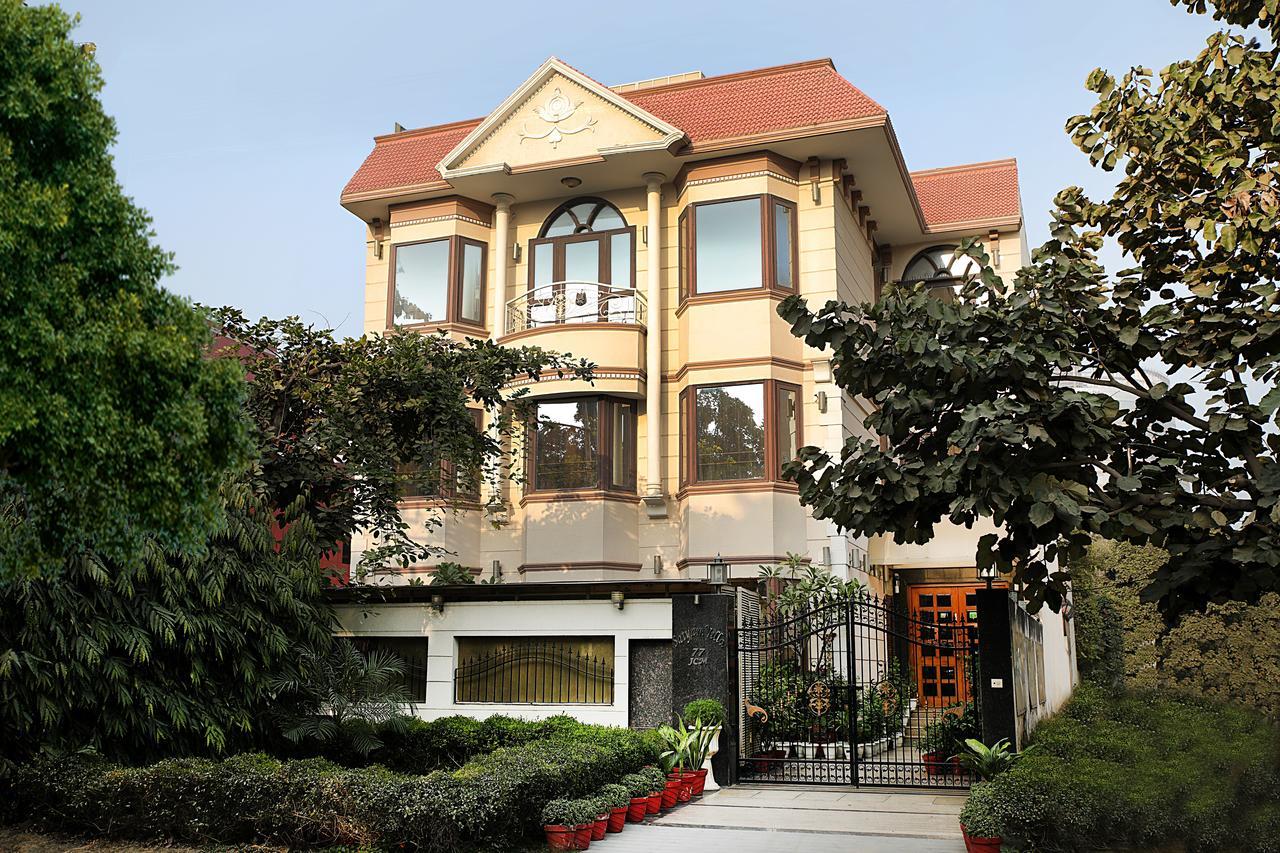 Ahuja Residency Cyber City II Gurgaon Rom bilde